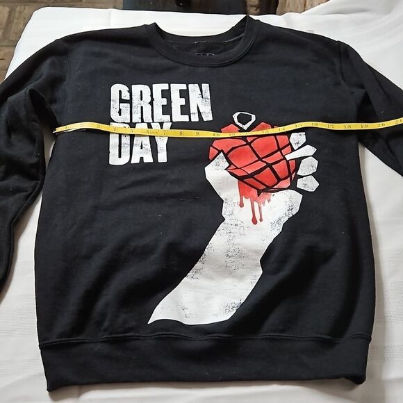 Vintage Green Day American Idiot Sweatshirt size Small - Picture 8 of 10